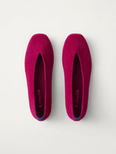 The Max Square Ballerina - ReVelvet™ Mulberry
